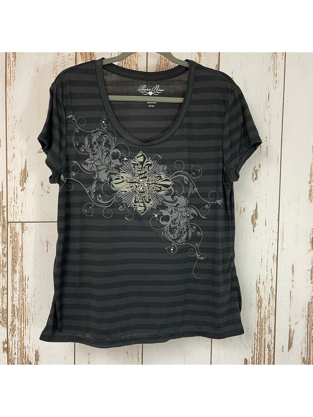 Prairie Rose, Striped Floral T-Shirt. Size 1XL. In good used condition!